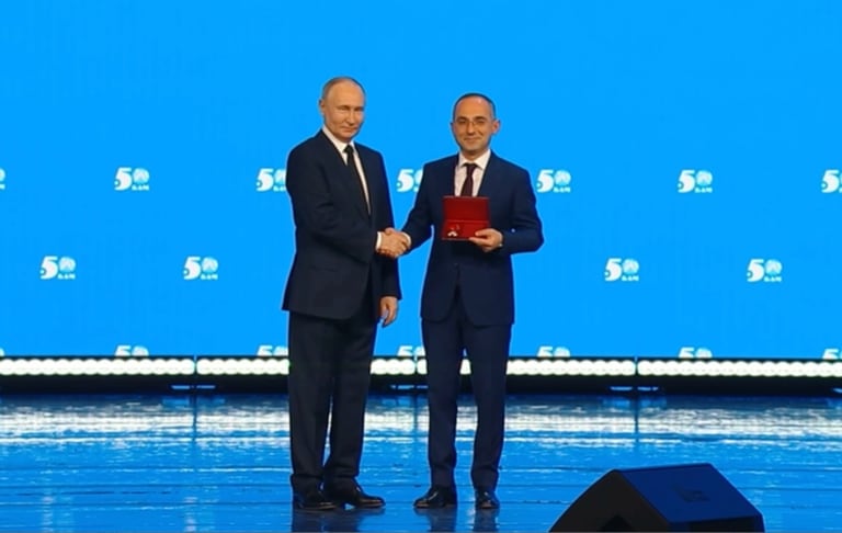 Президент России отметил государственными наградами вклад сотрудников компаний «Нацпроектстроя» в развитие БАМа
